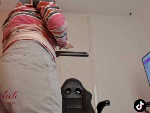 相片 Kammilah1 Help me squirt faster with 666Handjob video! Repeating Goal: MULTISquirtshow