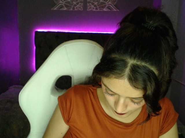 广播屏幕截图 Karenhorny1