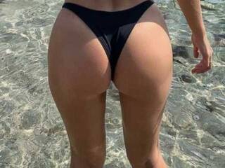 色情视频聊天 KarinaLuxX