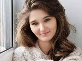 色情视频聊天 KarinsaCherry