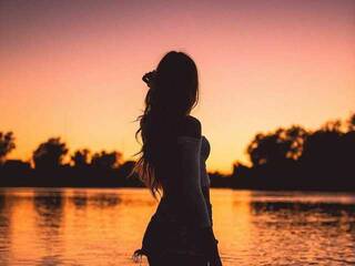 色情视频聊天 Katalellabrown