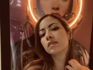 色情视频聊天 kathy-monroe