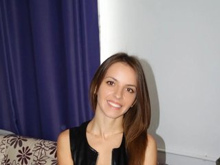 色情视频聊天 MissJoliSourire