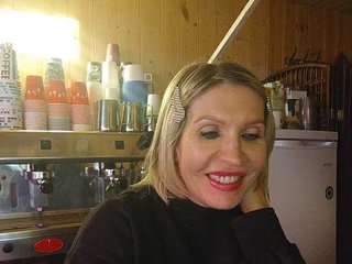 色情视频聊天 Katriona