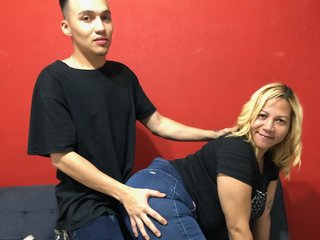 色情视频聊天 KattyAndKay