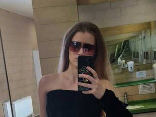 色情视频聊天 KatyaRose