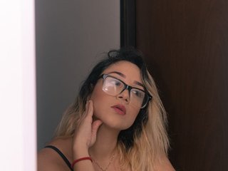 色情视频聊天 keisy-kloe