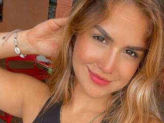 色情视频聊天 KemilF