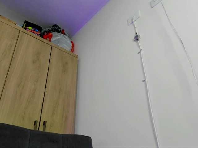 广播屏幕截图 Kendall-sexy