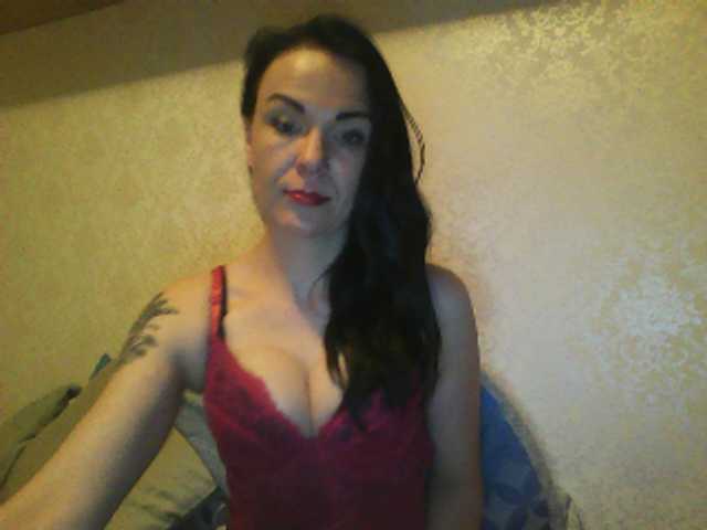 广播屏幕截图 KendallLUXE