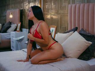 色情视频聊天 KeniaLovers