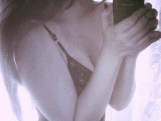 色情视频聊天 KetrinKesh