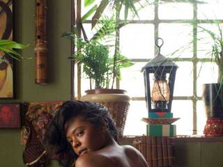 色情视频聊天 KhenoryFranz