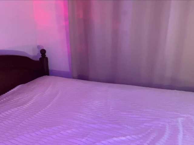 广播屏幕截图 Kiara-Stevens