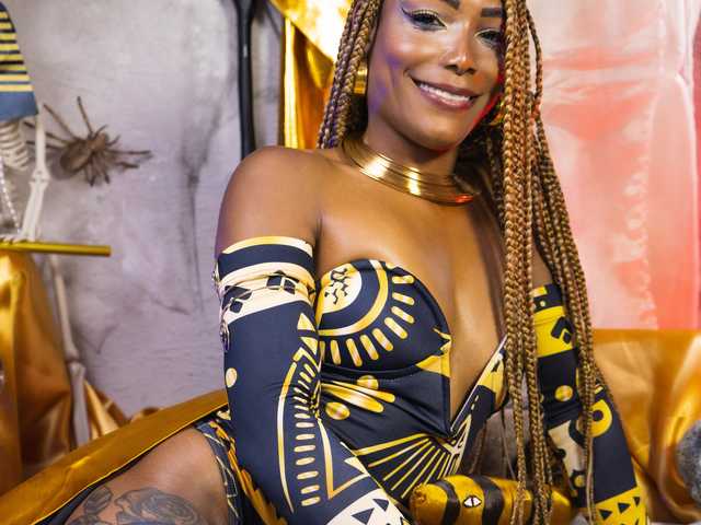 个人资料的照片 KIARATENTATION