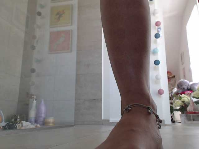 广播屏幕截图 KinkyMoni