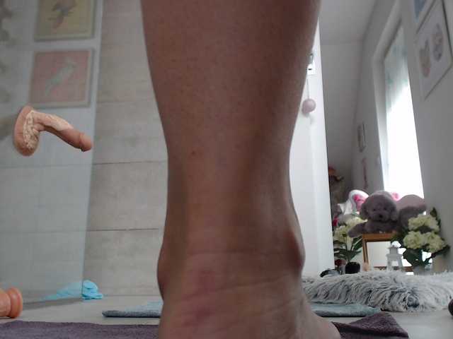 广播屏幕截图 KinkyMoni