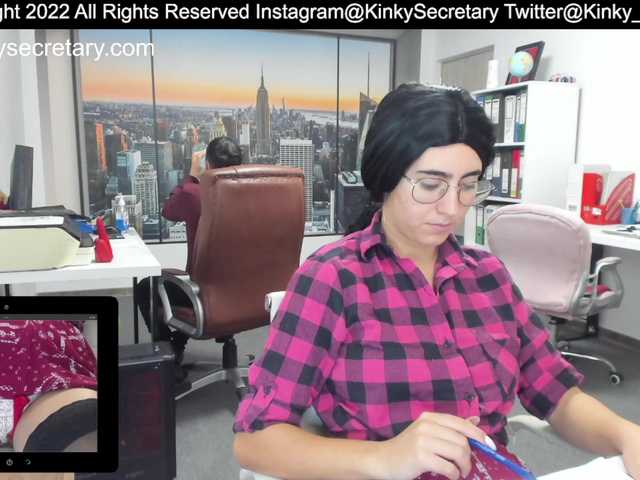广播屏幕截图 KinkyOffice