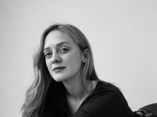 色情视频聊天 Kira2025