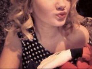 色情视频聊天 kiro4kalux