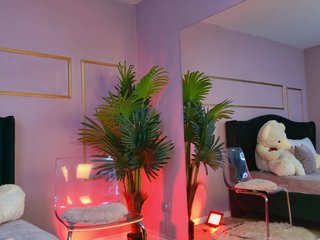 色情视频聊天 KirraWhite