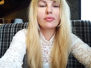 广播屏幕截图 GLAMSQUIRT