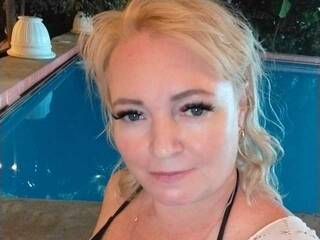 色情视频聊天 KiskaLeila