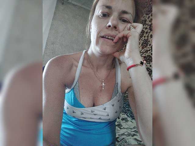 广播屏幕截图 KissaHot