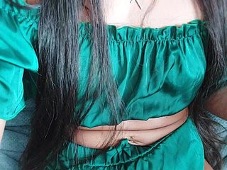 色情视频聊天 Kissiriss1