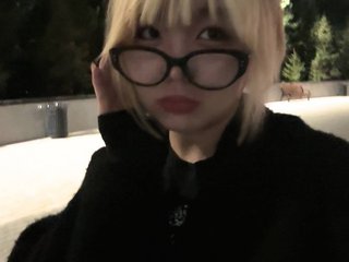 色情视频聊天 KizzyRookard