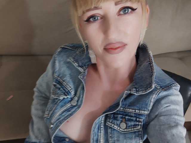 个人资料的照片 KrystalDesire