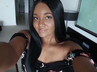 色情视频聊天 KrystalMilani