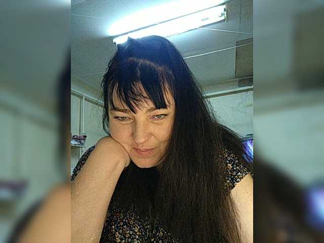 广播屏幕截图 KrystalNiks