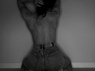 色情视频聊天 L-o-l-ita