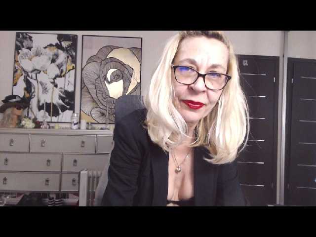 广播屏幕截图 LadyAnais