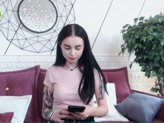 广播屏幕截图 LadyEvaSi