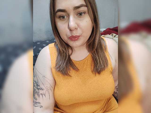 广播屏幕截图 LadyUniverse