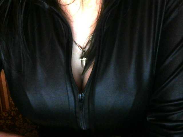 广播屏幕截图 t_w_i_n_k_l_e