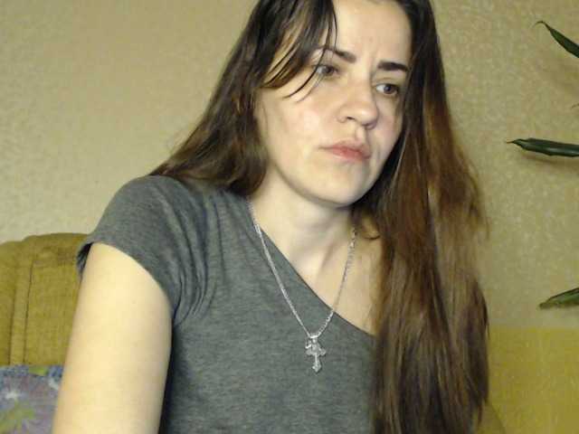 广播屏幕截图 Larianna