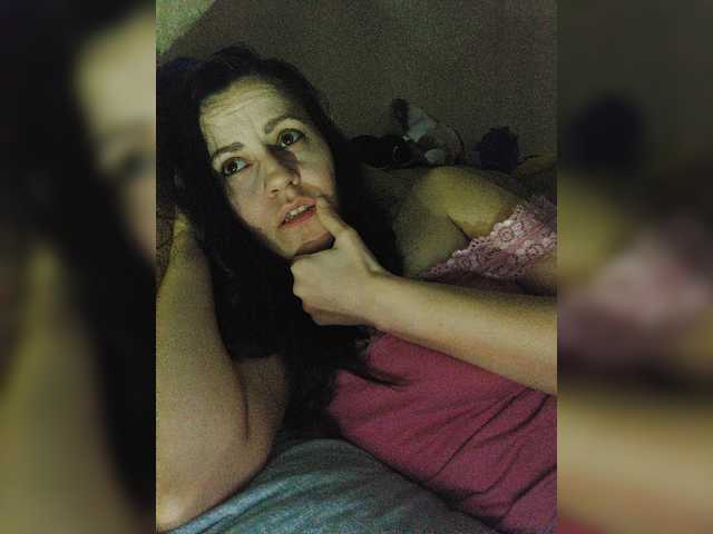 广播屏幕截图 Larianna