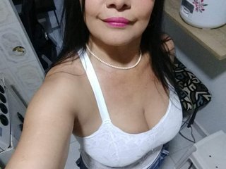 个人资料的照片 LATINAANALx