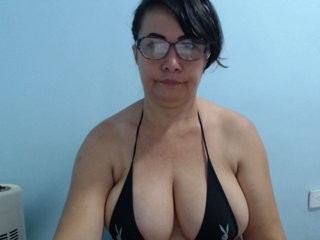 相片 LATINAANALx 10 tkns show me boobs