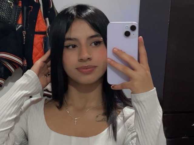 个人资料的照片 Laura-Khalifa