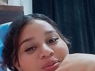 色情视频聊天 LauraBree