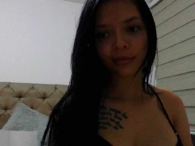 相片 laurajurado welcome to me room. im laura tell meI am to please you in every way ..300 sexy strip naked. PVT ON
