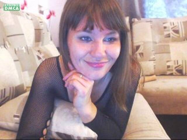 广播屏幕截图 Laurellia