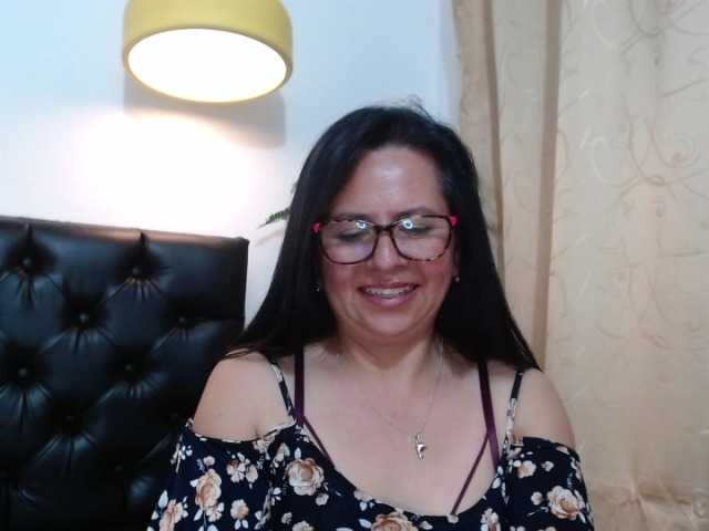 广播屏幕截图 LaurenMature