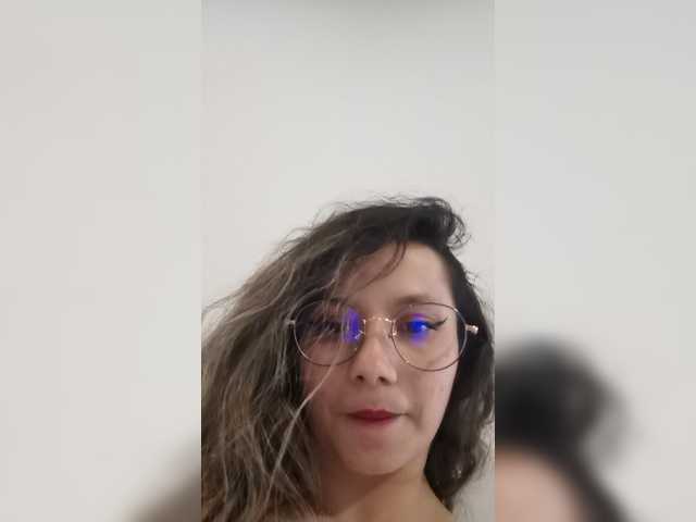 相片 Layla-Meow Hii guys,Nauhy kitty wanna say purrr i wanna be your touch my pussy 470, can you help me?make me smile 5tks/ i write u name on my boddy 10 tkns/