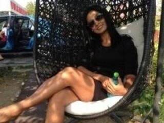 色情视频聊天 leelooo