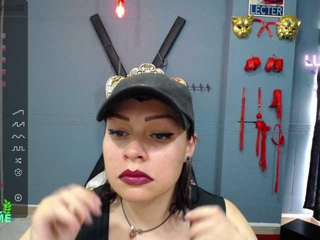 广播屏幕截图 Leia-bennet